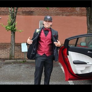 Meet your Posher, Isaiah